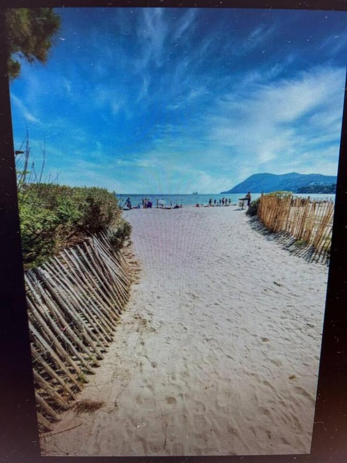 Pin Rollan Beach سانت-ماندرييه-سور-مير المظهر الخارجي الصورة